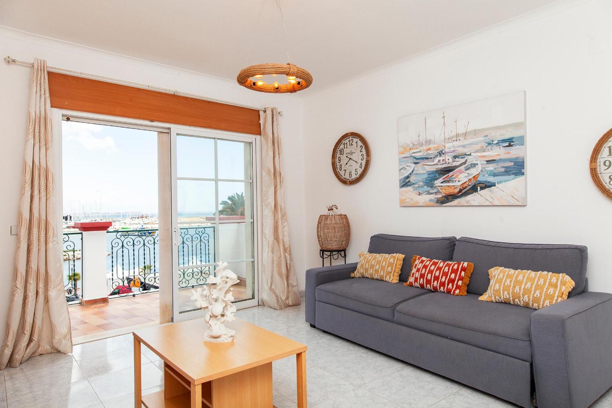 B37 - City Central Door Apartment Lagos Bagian luar foto