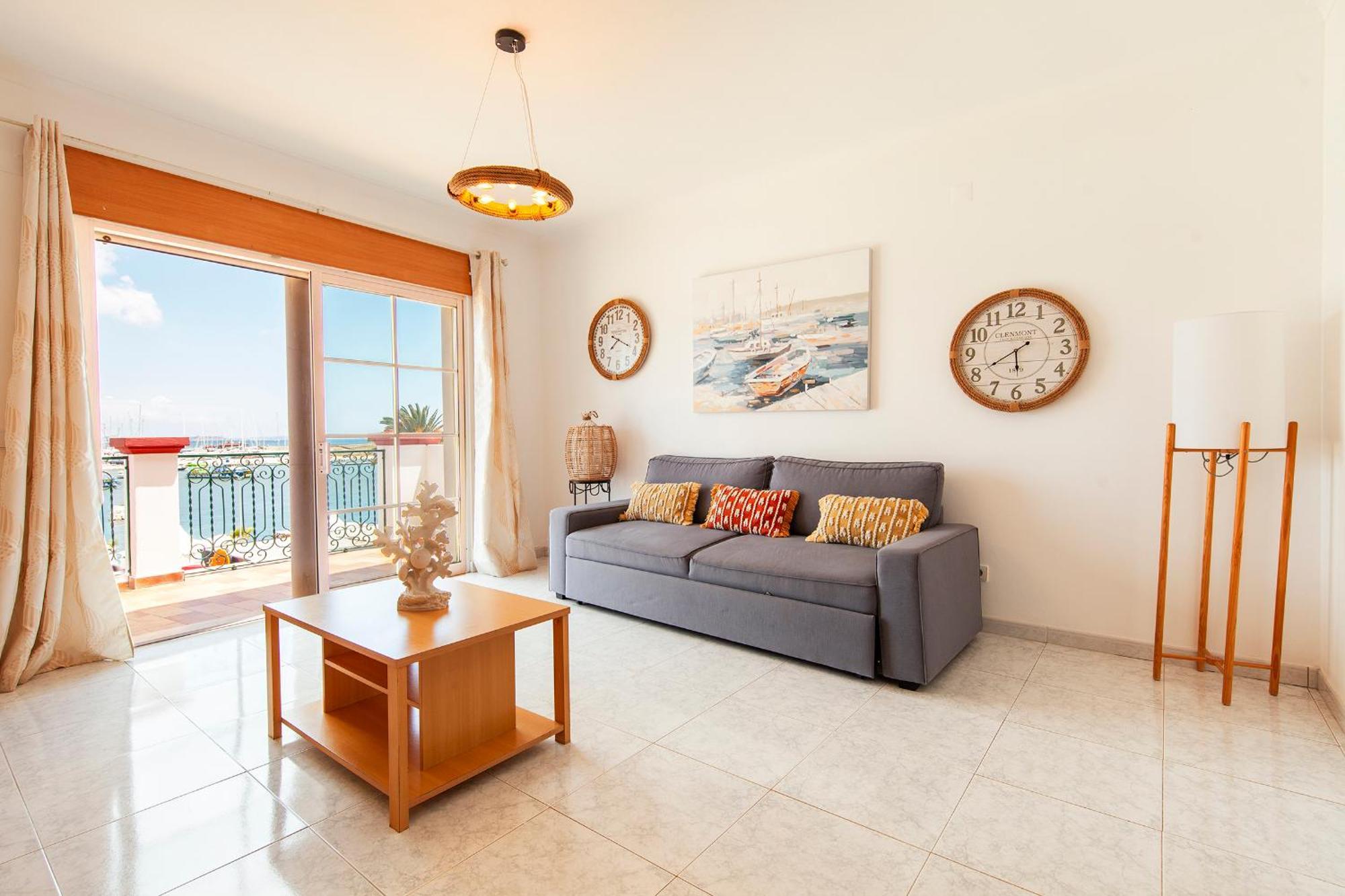 B37 - City Central Door Apartment Lagos Bagian luar foto
